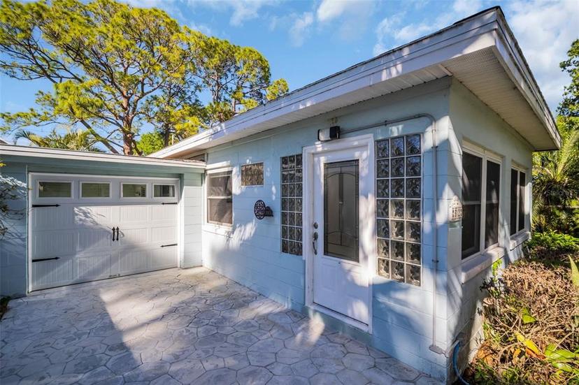 Picture of 512 Tennessee Avenue, Crystal Beach FL 34681