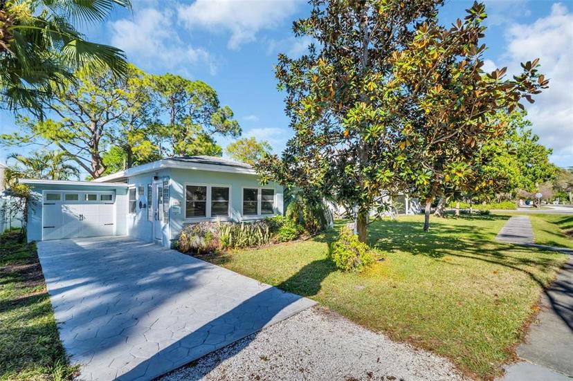 Picture of 512 Tennessee Avenue, Crystal Beach FL 34681