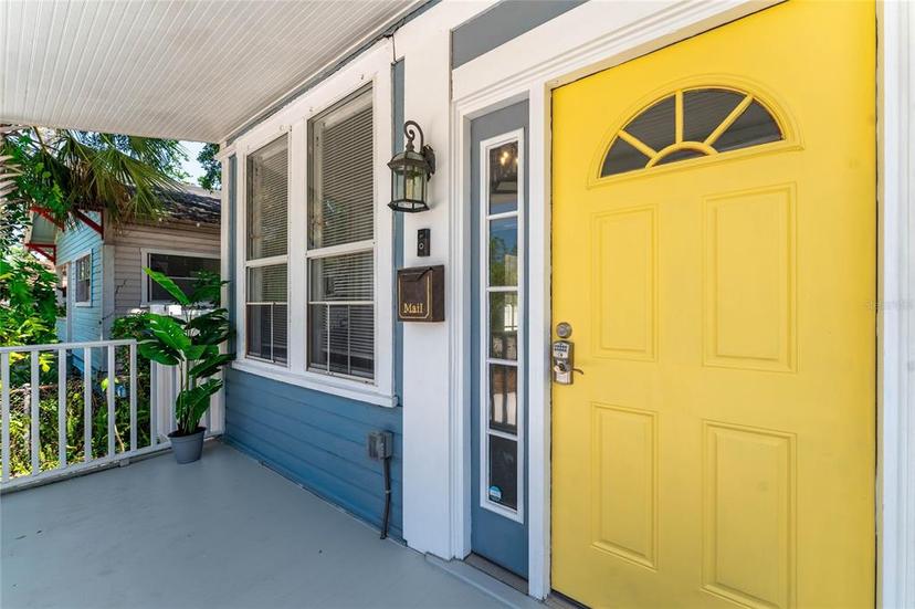 Picture of 3905 N Dartmouth Avenue, Tampa FL 33603