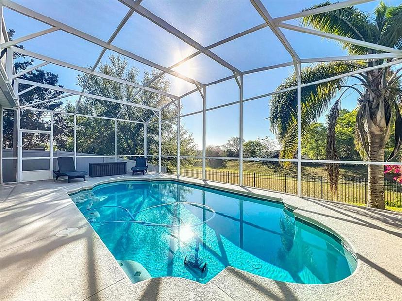 Picture of 1568 Brandywine Drive, Tavares FL 32778