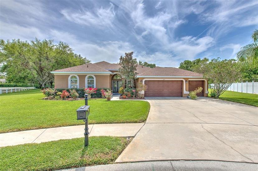 Picture of 3217 Partridge Point Trail, Valrico FL 33596