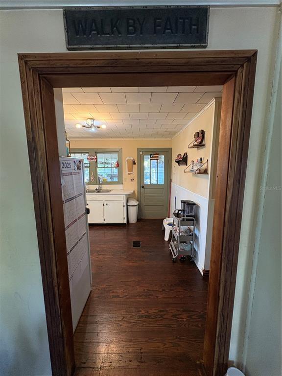 Picture of 38533 8Th Avenue, Zephyrhills FL 33542