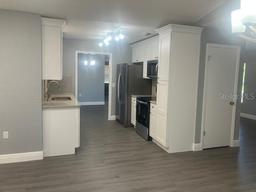Picture of 33348 Tewksbury Drive, Leesburg, FL 34788
