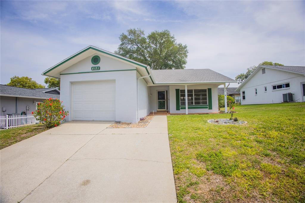 Picture of 8121 Casuarina Drive, Port Richey, FL 34668