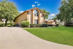Picture of 10554 Alameda Alma Road, Clermont, FL 34711
