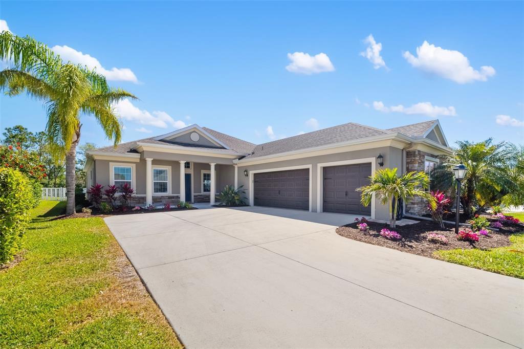 Picture of 1216 Thornbury Drive, Parrish, FL 34219