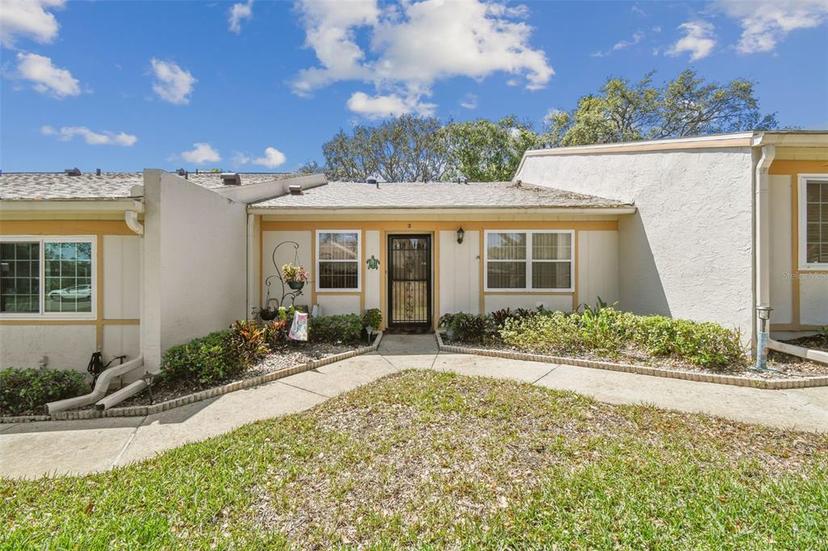 Picture of 8130 Braddock Circle Unit 3, Port Richey FL 34668