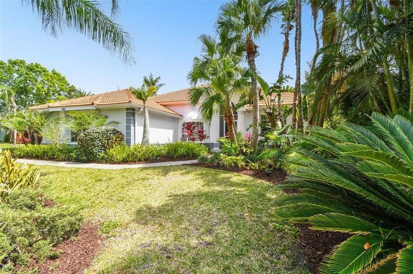 Picture of 441 Village Drive, Tarpon Springs FL 34689