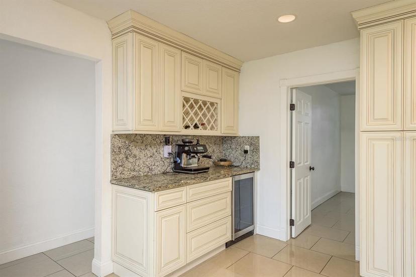 Picture of 4127 53Rd Avenue S, St Petersburg FL 33711