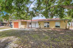Picture of 6209 Flamingo Drive, Apollo Beach, FL 33572