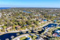 Picture of 1011 Cimarron Circle Nw, Bradenton, FL 34209