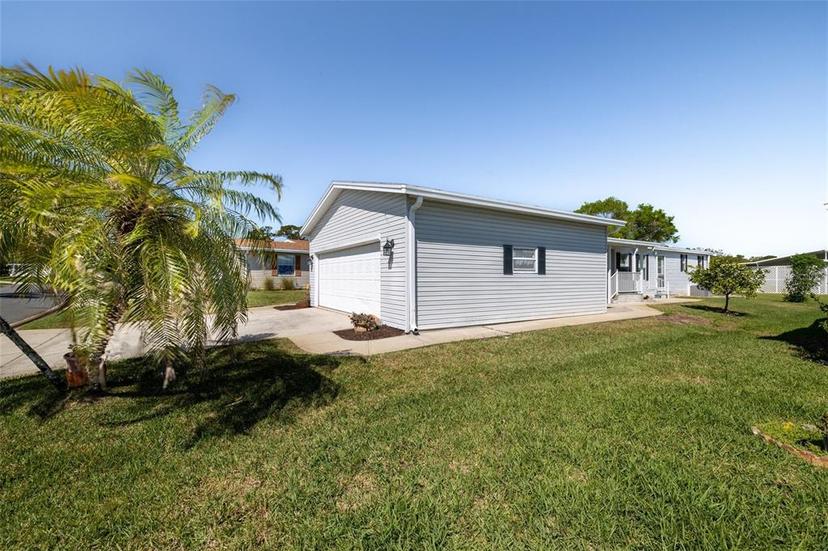 Picture of 709 Helmsmen Lane, Edgewater FL 32141