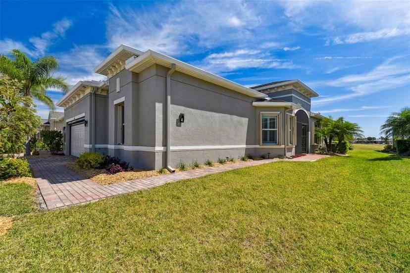 Picture of 720 Chipper Drive, Sun City Center FL 33573