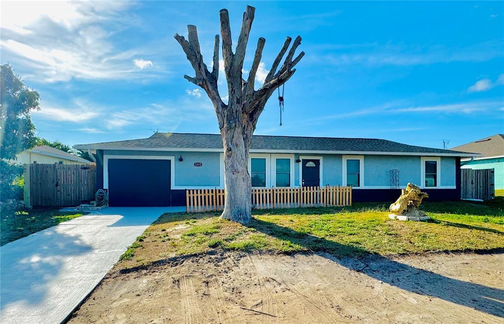 Picture of 1312 NE 9Th Place, Cape Coral, FL 33909