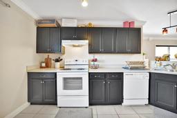 Picture of 6843 SE Dartmouth Hill Street, Riverview, FL 33578