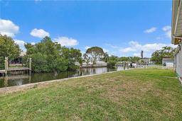 Picture of 9101 Oak Street Ne, St Petersburg, FL 33702