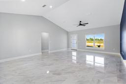 Picture of 15185 SE 61St Court, Summerfield, FL 34491