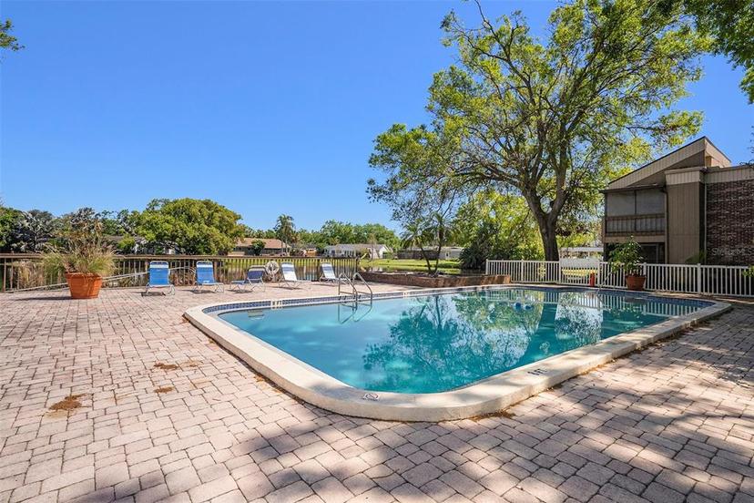 Picture of 10453 Carrollbrook Circle Unit 122, Tampa FL 33618