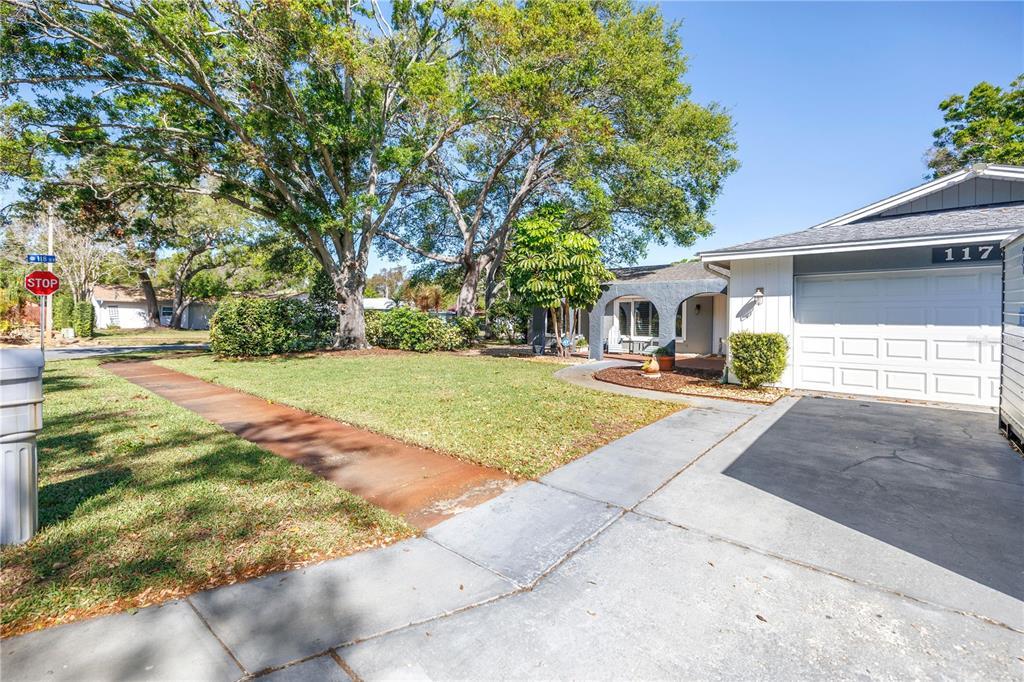 Picture of 11791 111Th Terrace, Seminole, FL 33778
