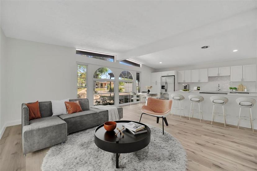 Picture of 4720 50Th Avenue N, St Petersburg FL 33714