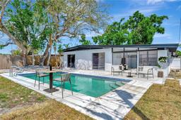 Picture of 4720 50Th Avenue N, St Petersburg, FL 33714
