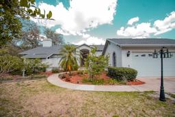 Picture of 2910 Pine Club Drive, Plant City, FL 33566