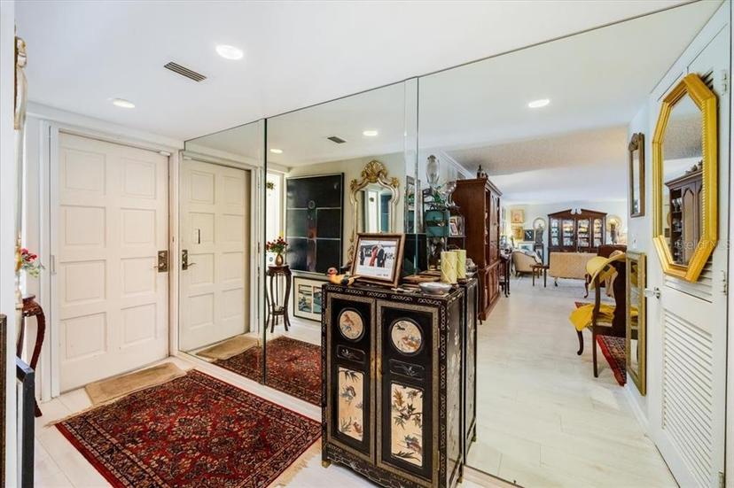 Picture of 105 Clubhouse Drive Unit D155, Naples FL 34105