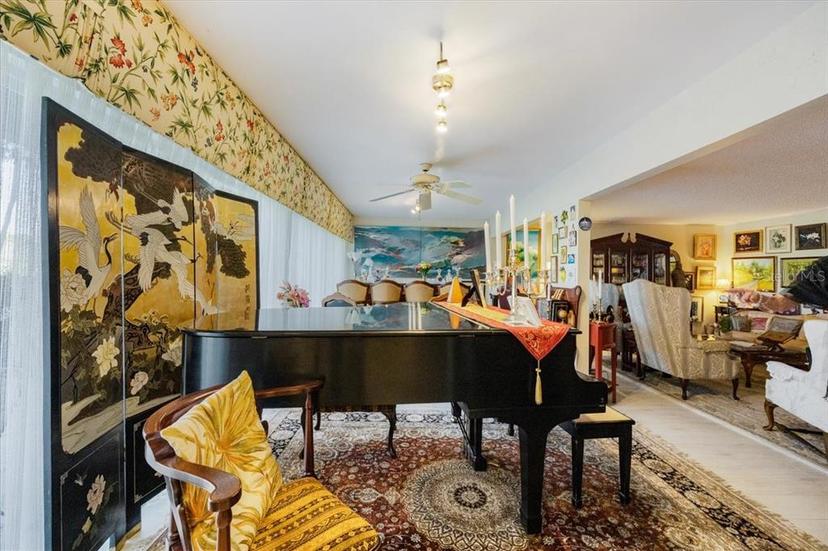 Picture of 105 Clubhouse Drive Unit D155, Naples FL 34105
