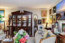 Picture of 105 Clubhouse Drive Unit D155, Naples, FL 34105