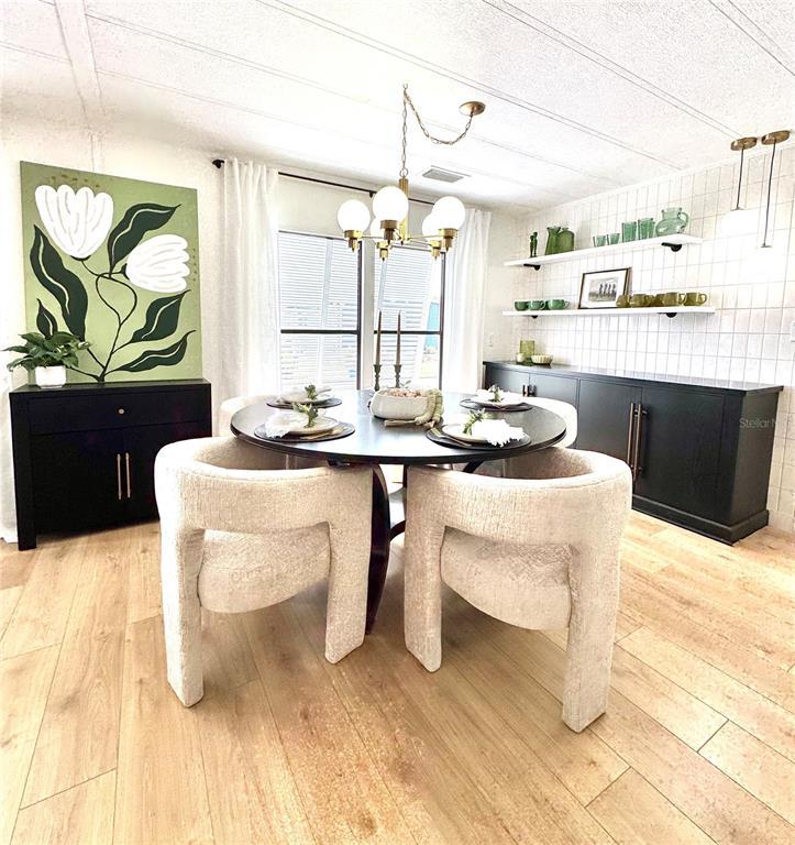 Picture of 937 Nettuno Drive, Venice FL 34285