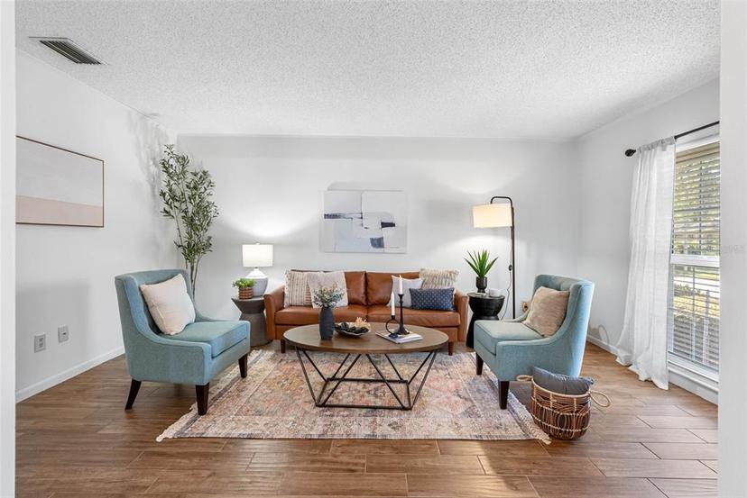 Picture of 13919 Cherry Creek Drive, Tampa FL 33618