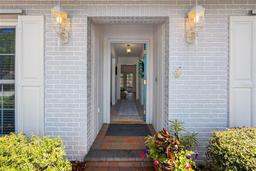 Picture of 13919 Cherry Creek Drive, Tampa, FL 33618