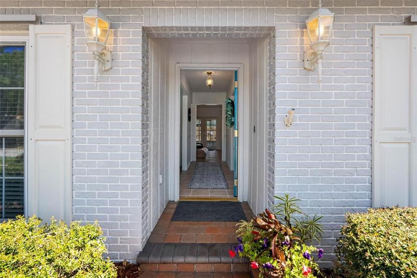 Picture of 13919 Cherry Creek Drive, Tampa FL 33618
