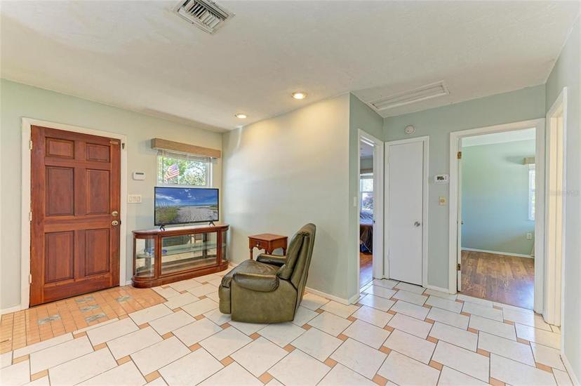 Picture of 412 River Boulevard S, Nokomis FL 34275