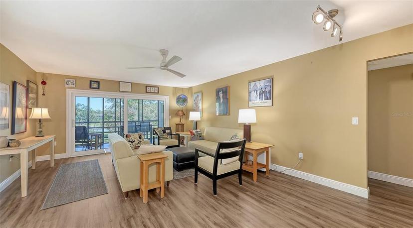 Picture of 5078 Marsh Field Road Unit 82, Sarasota FL 34235