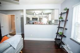 Picture of 8909 N Dexter Avenue, Tampa, FL 33604