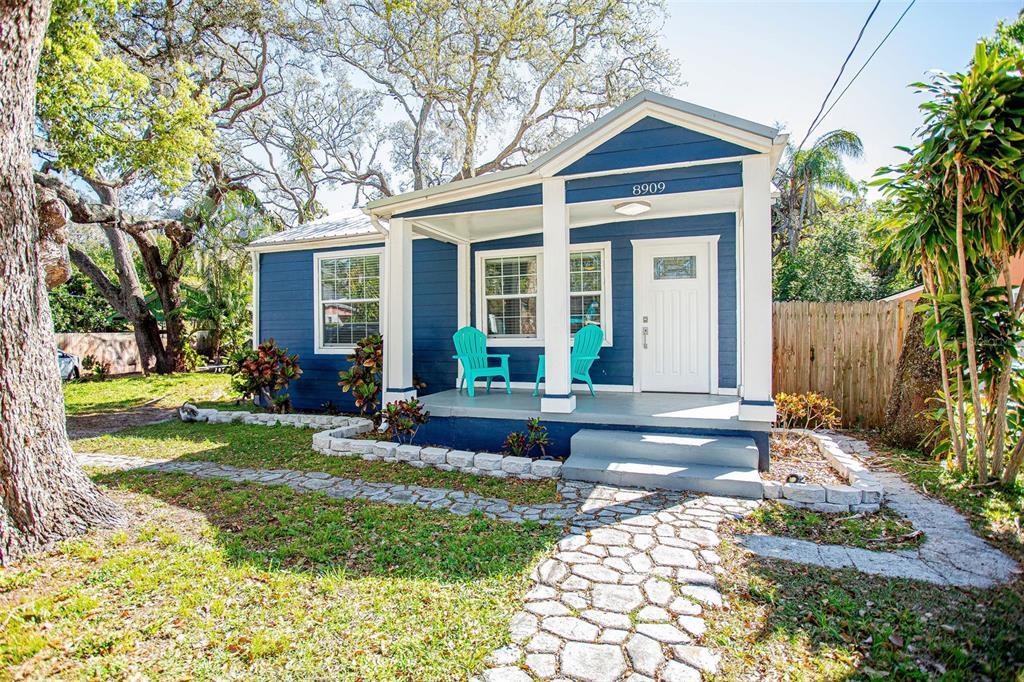 Picture of 8909 N Dexter Avenue, Tampa, FL 33604
