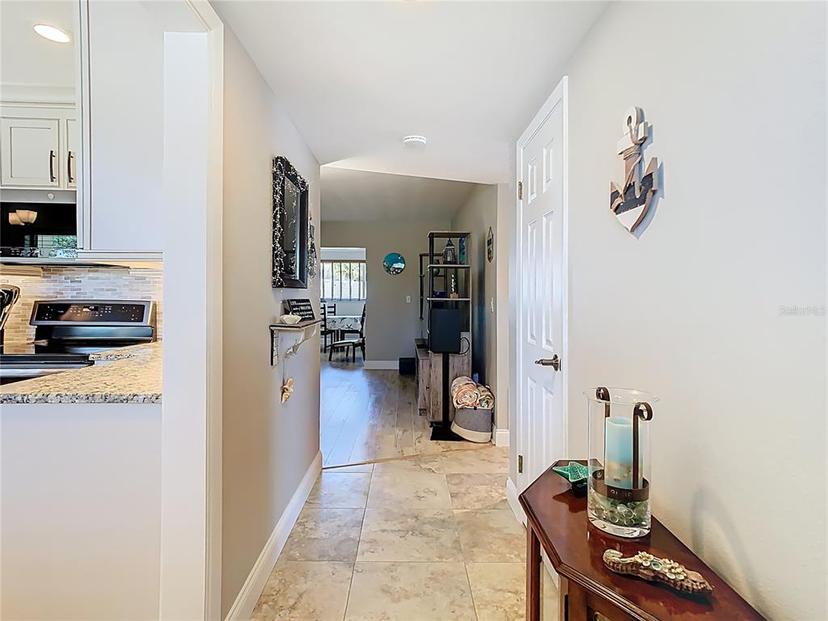 Picture of 1348 Chesterfield Drive, Clearwater FL 33756