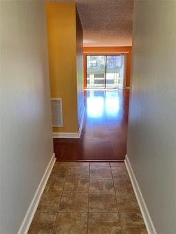 Picture of 6070 80Th Street N Unit 109, St Petersburg, FL 33709