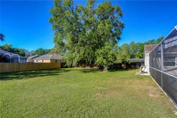 Picture of 2749 Bent Leaf Drive, Valrico, FL 33594
