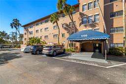 Picture of 6100 Gulfport Boulevard S Unit 414, Gulfport, FL 33707