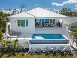 Picture of 3418 Overlook Drive Ne, St Petersburg, FL 33703