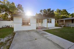 Picture of 241 S Marydell Avenue, Deland, FL 32720