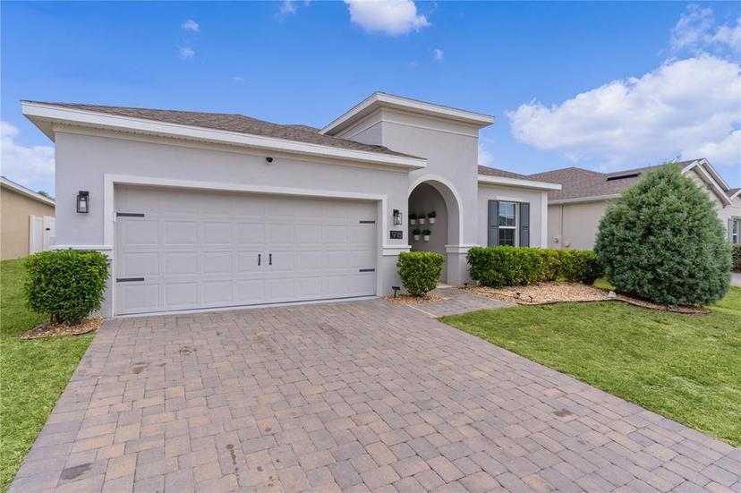 Picture of 916 Carmillion Court, Groveland FL 34736