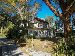 Picture of 114 N Riverside Drive, Edgewater, FL 32132