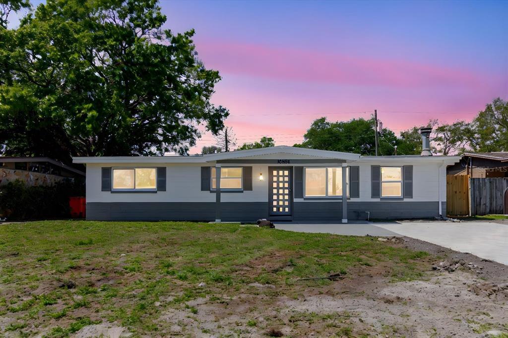 Picture of 10686 110Th Lane, Largo, FL 33778