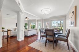 Picture of 920 N Shore Drive Ne, St Petersburg, FL 33701