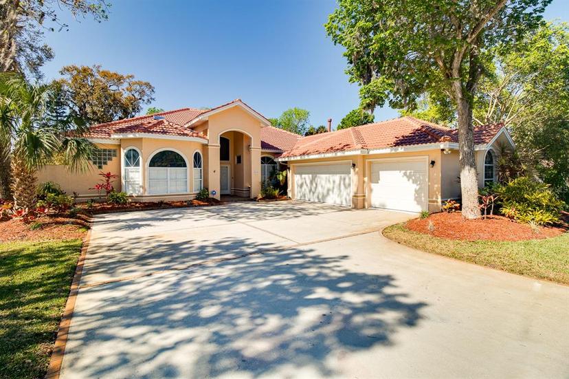 Picture of 565 Country Club Drive, Titusville FL 32780