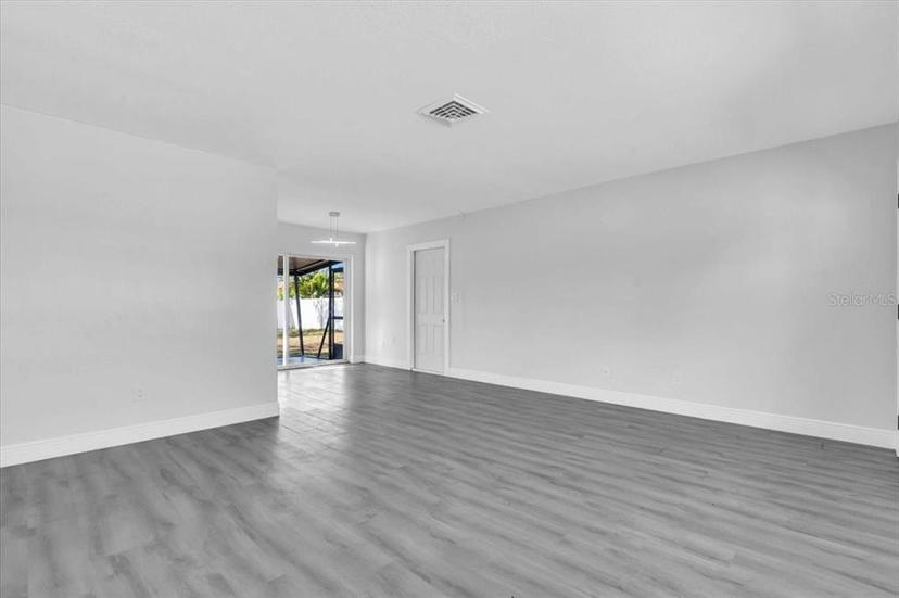 Picture of 2070 62Nd Avenue S, St Petersburg FL 33712