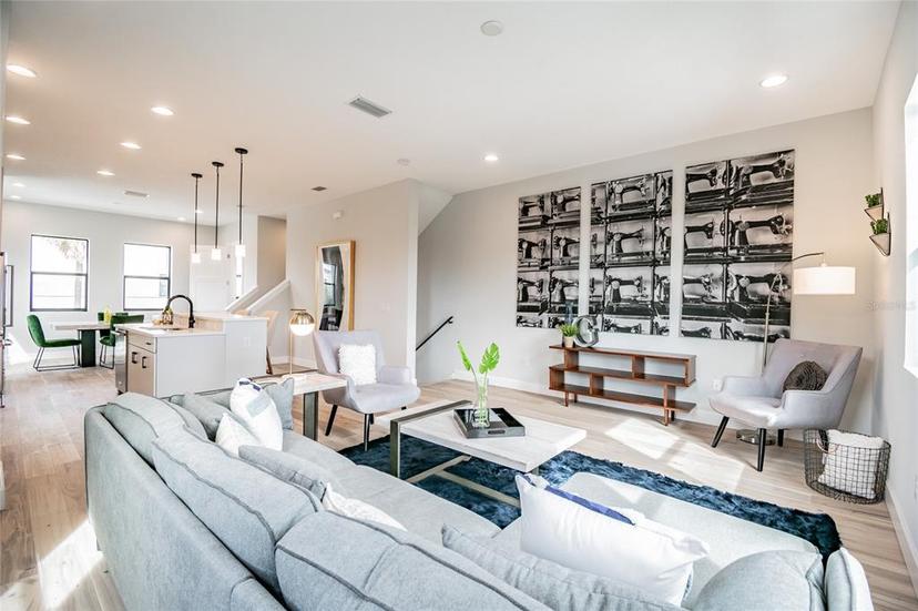Picture of 401 N Oregon Avenue Unit 1, Tampa FL 33606
